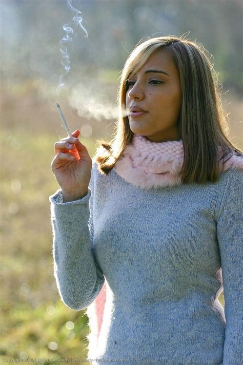 Dating a heavy smoker (girlfriend, women, love, attracted .